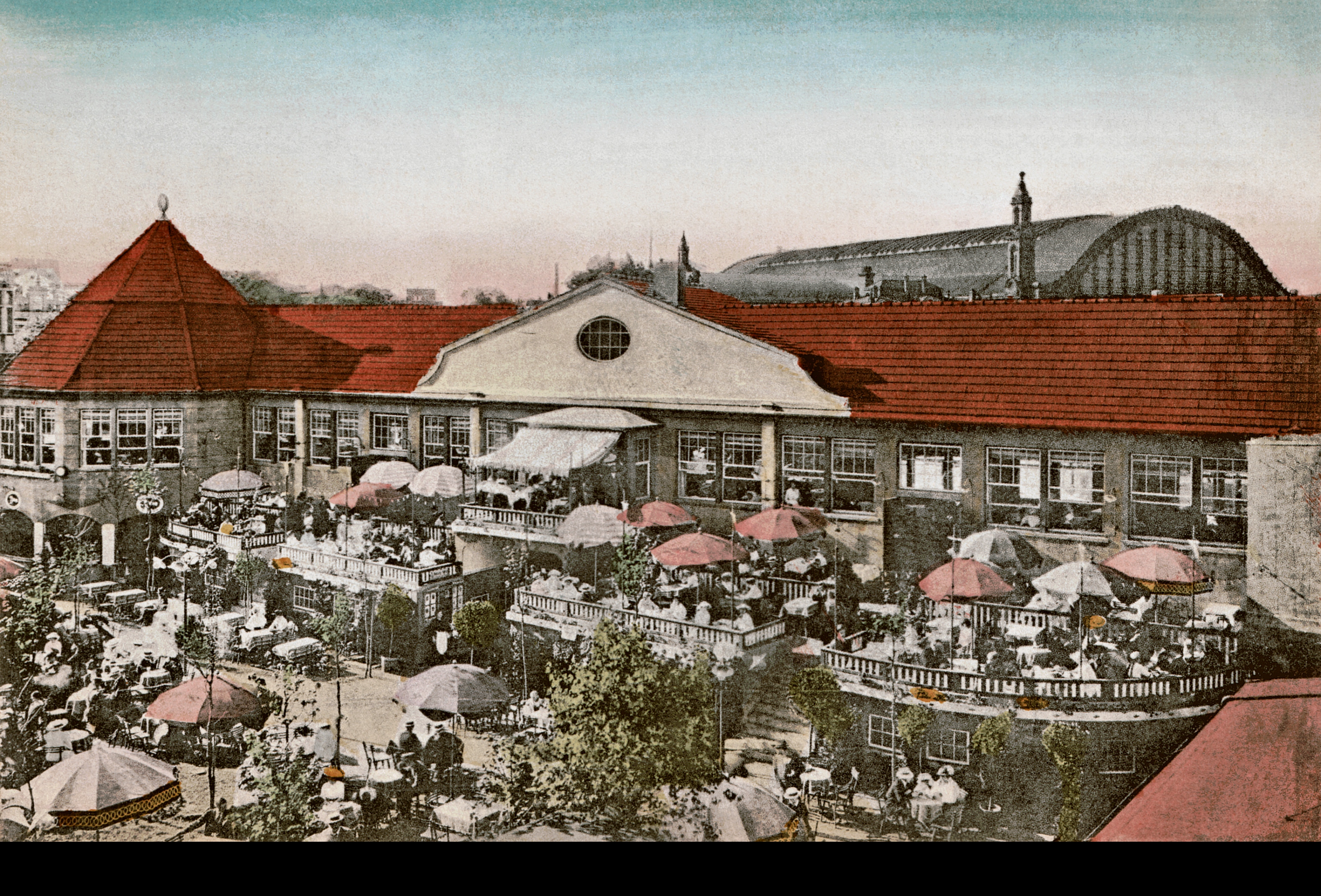 Tivoli, Konzertgarten, Blick nach Nordwesten, Richtung Bahnhof - Ueberblende-Colorierungsversion-B