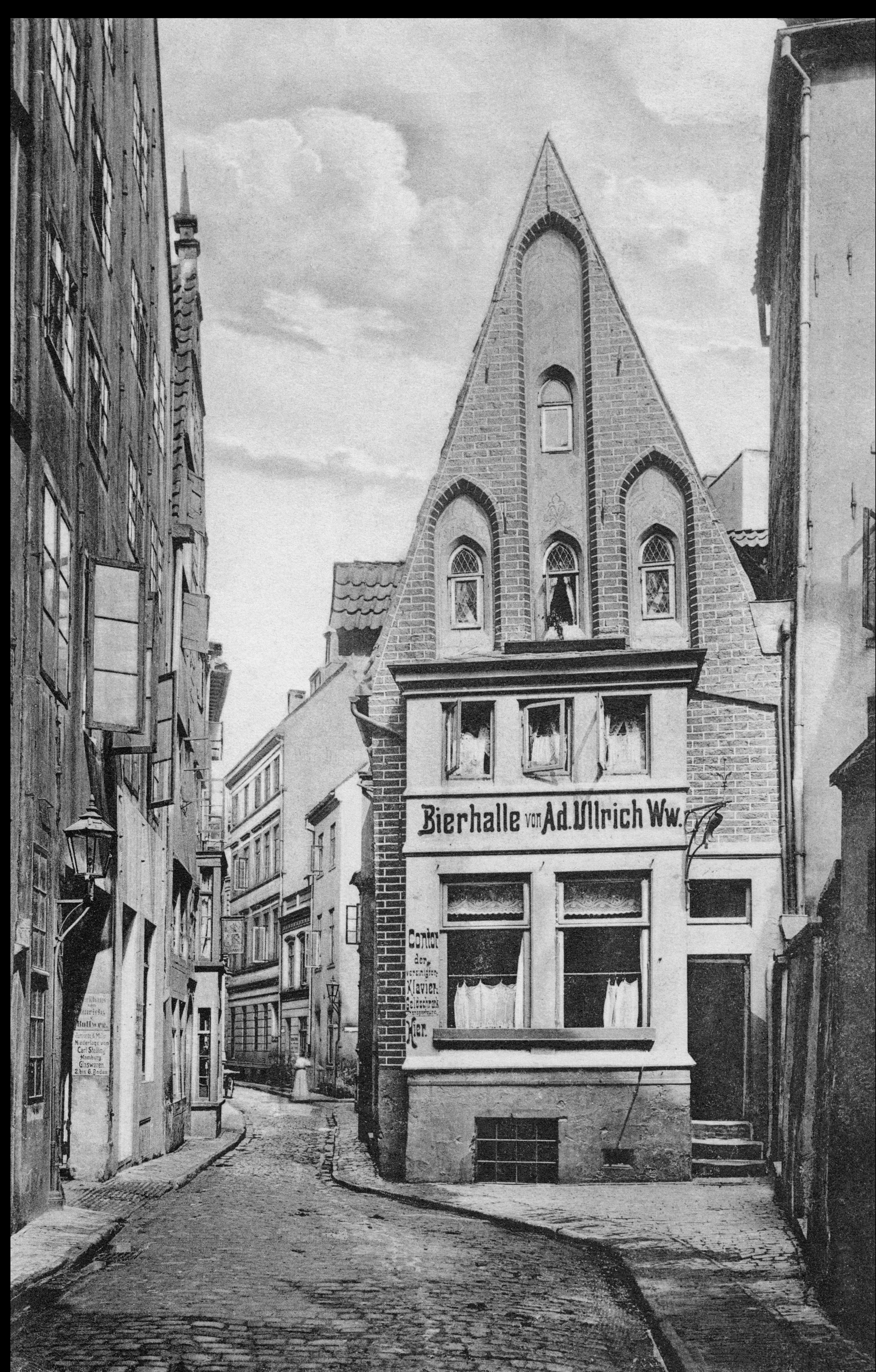 169 - Bierhalle hinter dem Schuetting - Full - Ueberblende-sw